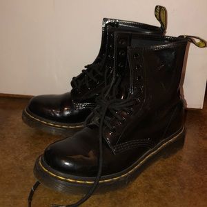 black glossy dr martens
